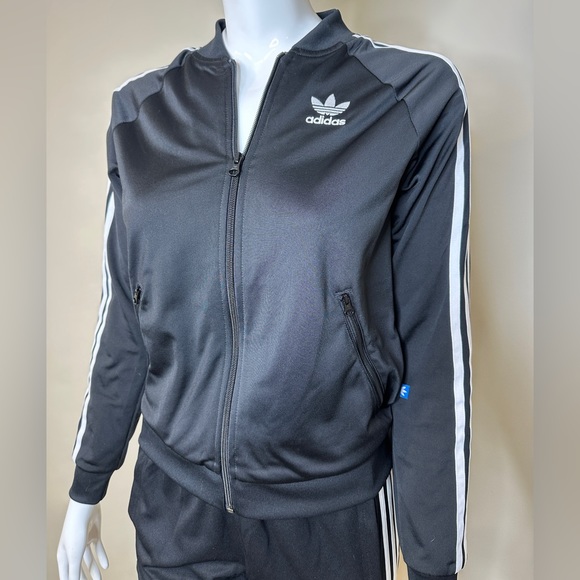 Adidas Set - Picture 2 of 14